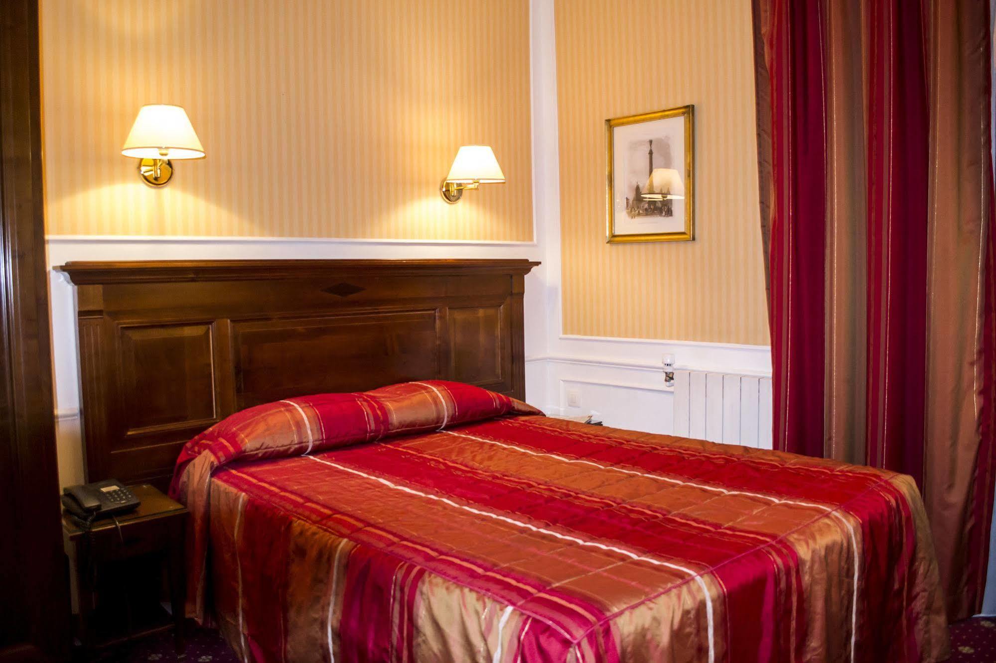 Hotel Touring Opera Париж Экстерьер фото